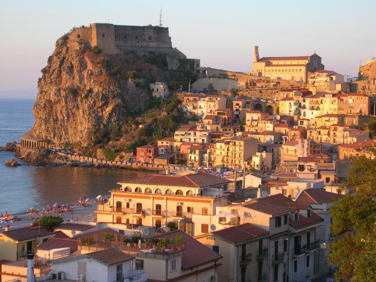 Il Ritratto Casa Vacanza Scilla Eksteriør bilde